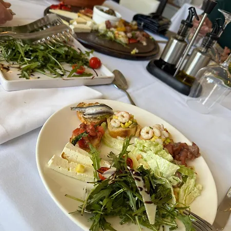 Bregu I Detit Hotel Spille